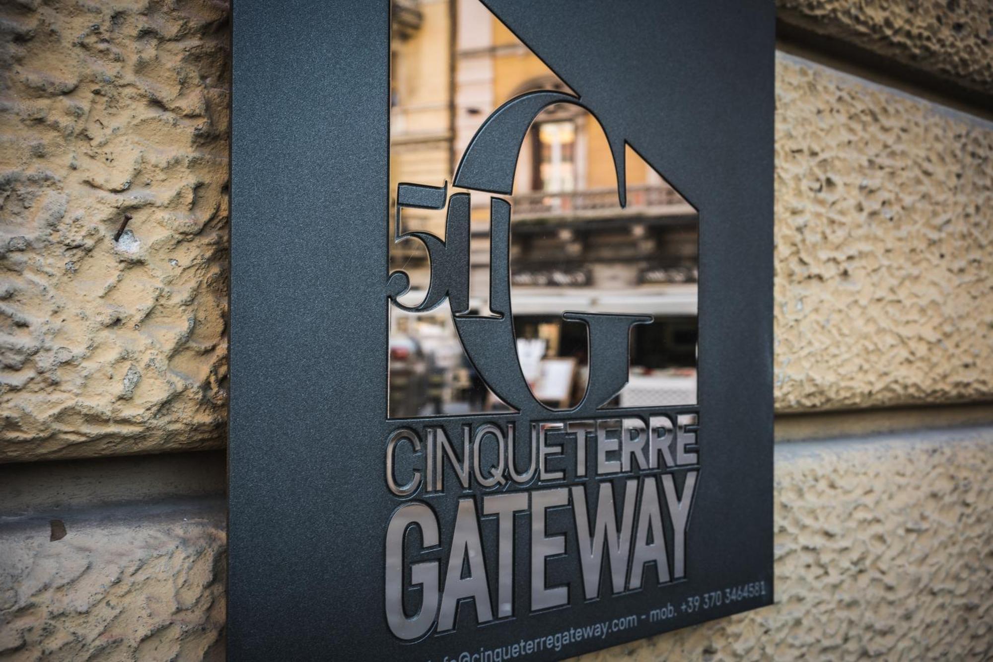 Cinque Terre Gateway Hotel La Spezia Exterior photo